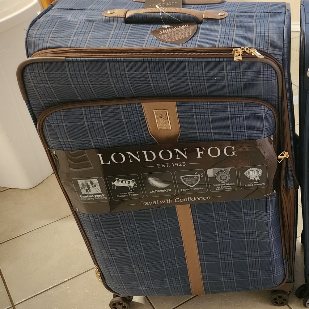 London Fog 29-inch Luggage
